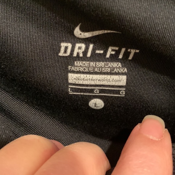 Bundle of 2 Nike dri-fit running capris size L - Picture 6 of 6